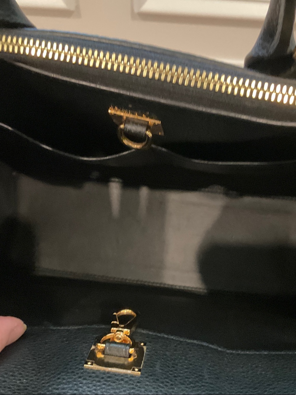 Louis Vuitton Black leather City Steamer MM Gold Hardware - Picture 6 of 13